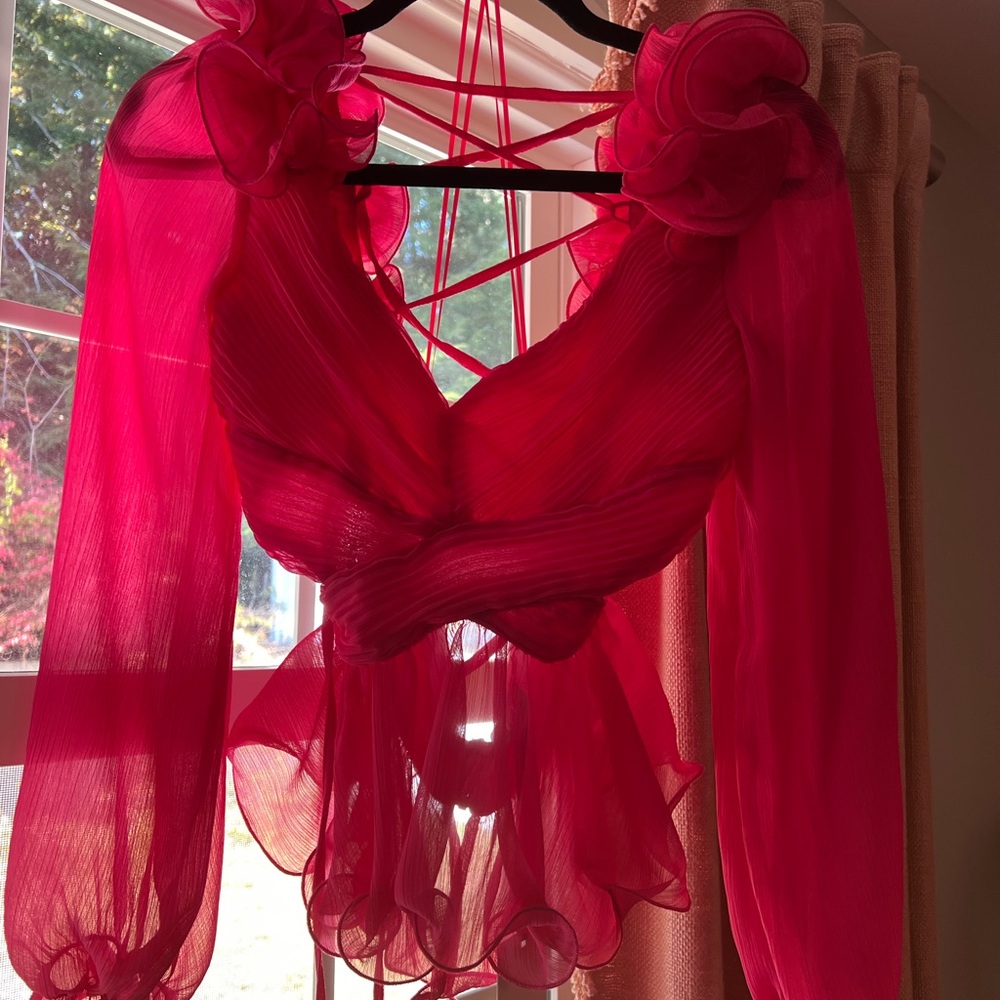 Gorgeous never worn vicidolls hot pink cut out shirt